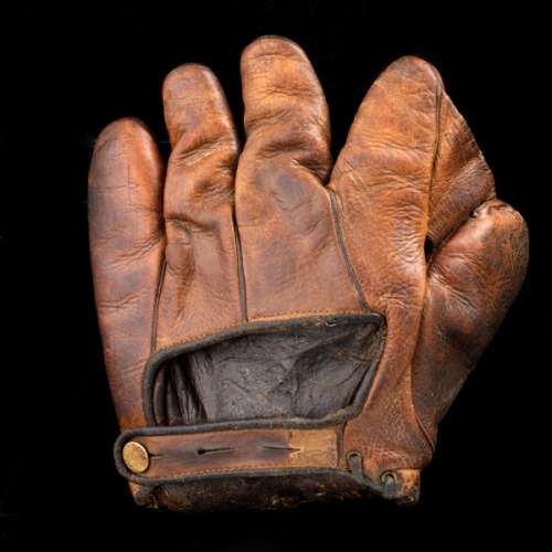 1924-26 Spalding F3 Fielders Choice Tornado Palm Back